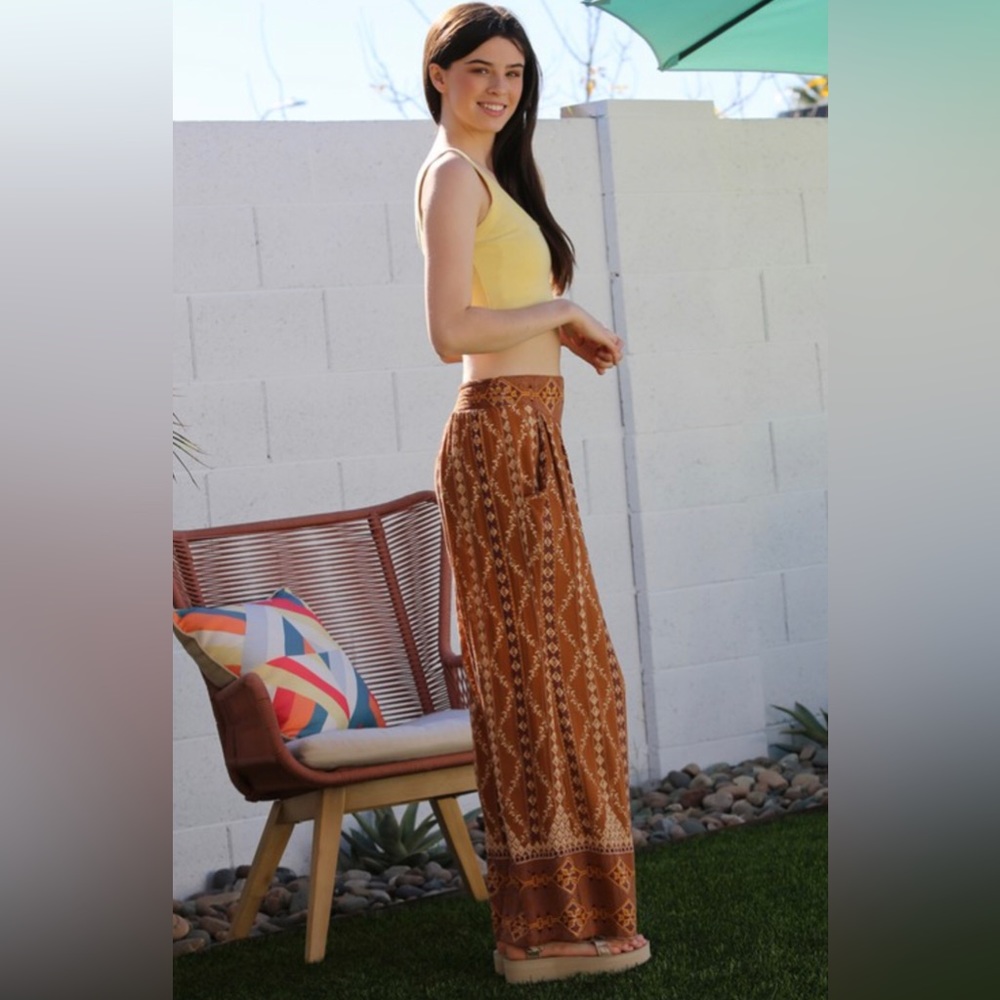 Angie Wide Leg Printed Smocked Waist Pocket Pants - Picture 2 of 10